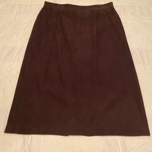 Judith Hart Size 20 dark brown skirt.